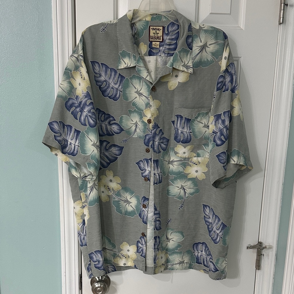 Tommy Bahama Gray and Blue Floral Men's Shirt